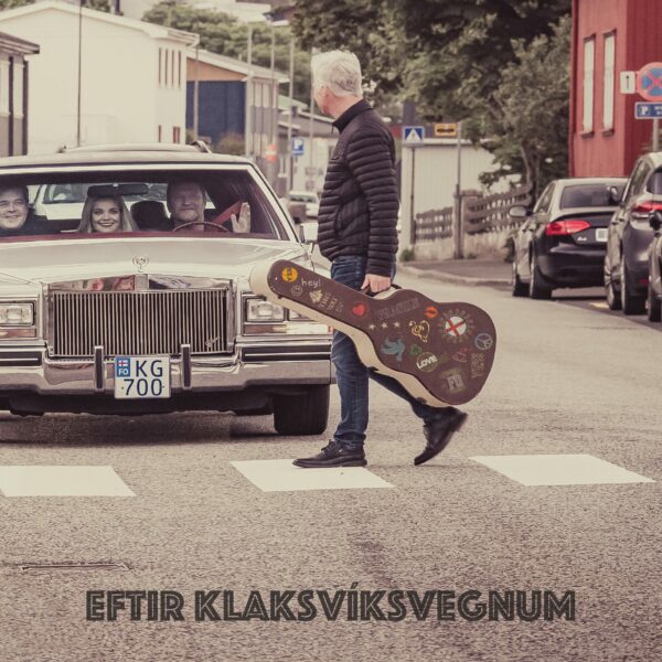 Eftir Klaksvíksvegnum - Steintór Rasmussen