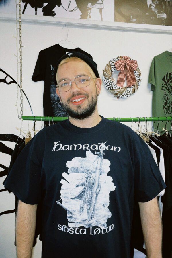 "Síðsta løtan" T-Shirt - Hamradun